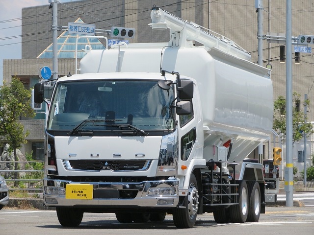 粉粒体運搬車 活魚運搬車 すべて 中古トラックのトラック１バン 中古トラック販売 買取